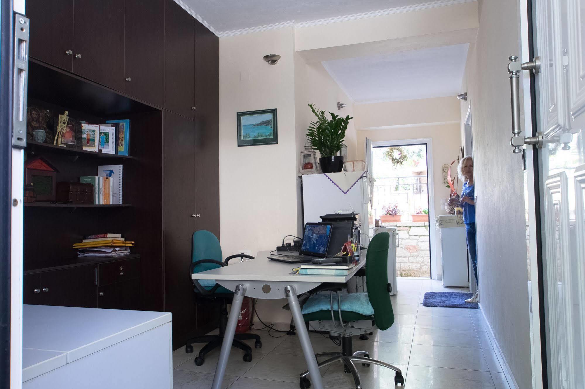 Chrisanthi Apartments Sívota Extérieur photo
